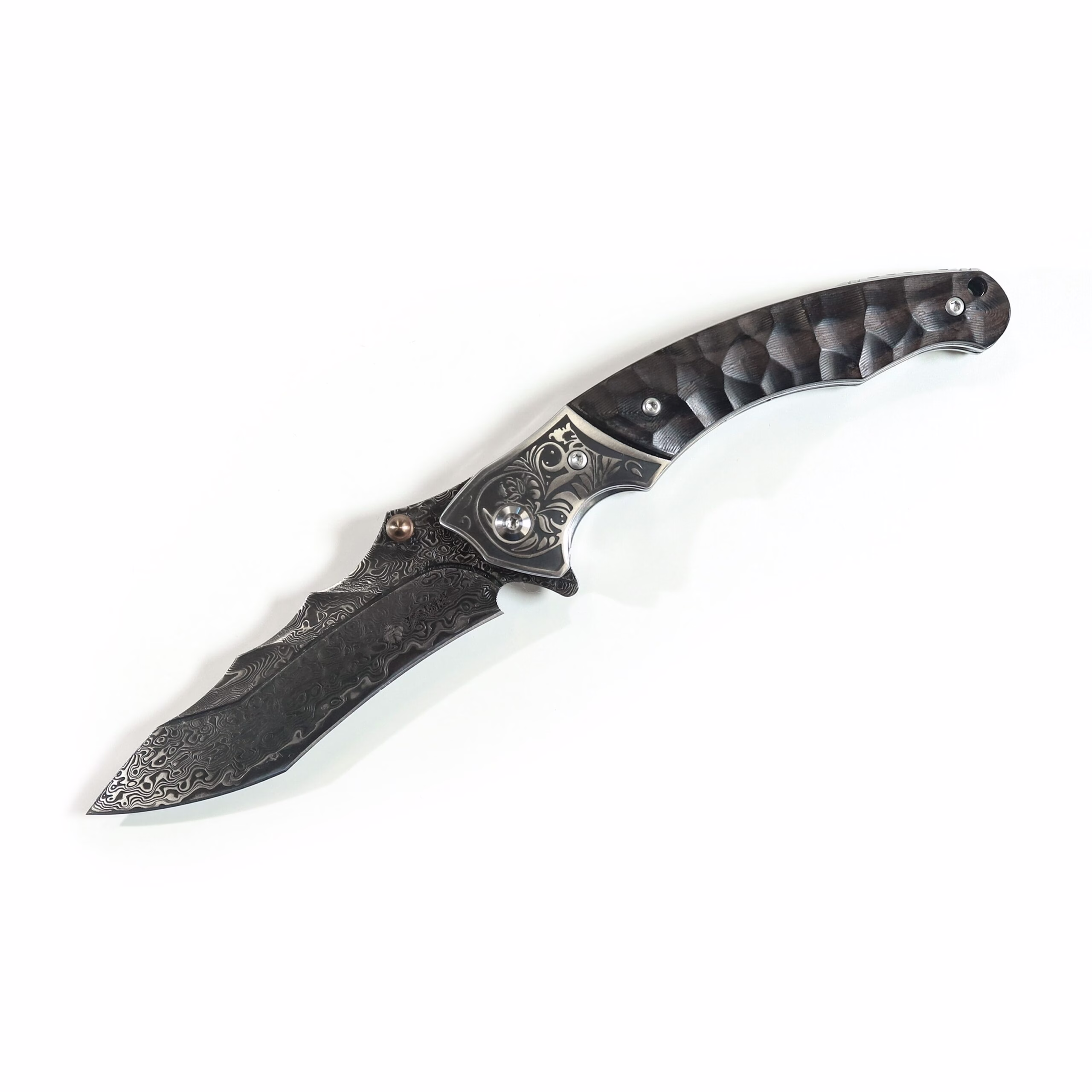TOSAHWI Damascus Steel Folding Pocket Knife with Floral Engraving and Textured Handle